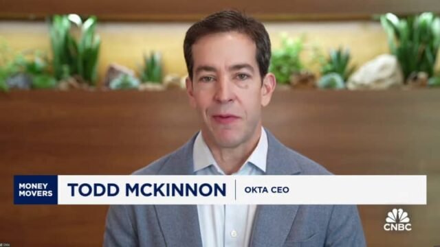 Okta CEO టాడ్ మెకిన్నన్‌తో CNBC యొక్క పూర్తి ఇంటర్వ్యూని చూడండి